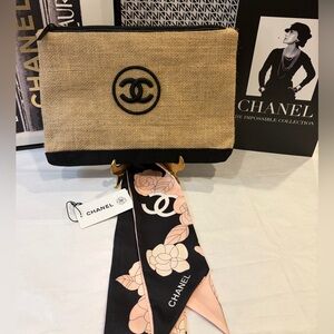 CHANEL Beaute Tan/Black Clutch/Cosmetic Bag/fashion Chanel Scarf